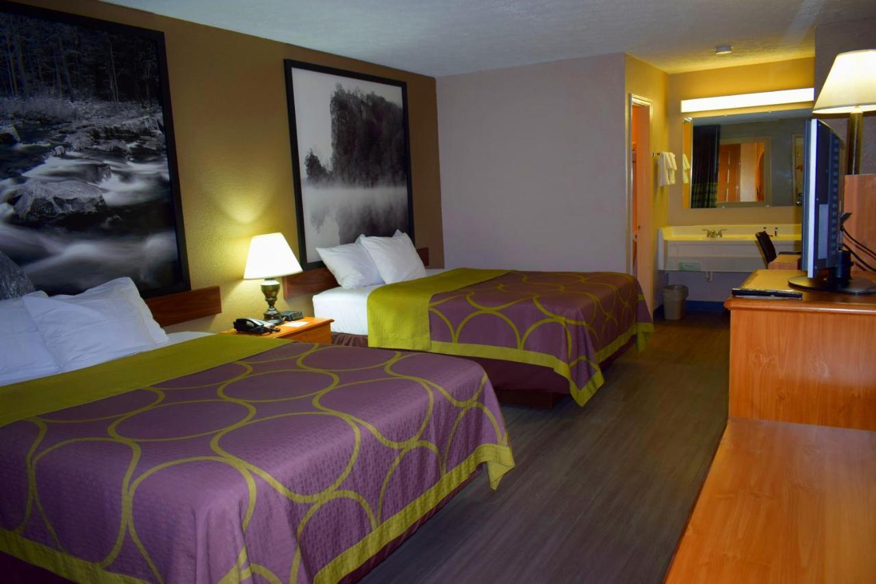 Super 8 By Wyndham Fort Chiswell Wytheville Area Max Meadows Exteriör bild