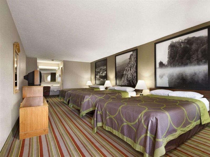 Super 8 By Wyndham Fort Chiswell Wytheville Area Max Meadows Exteriör bild